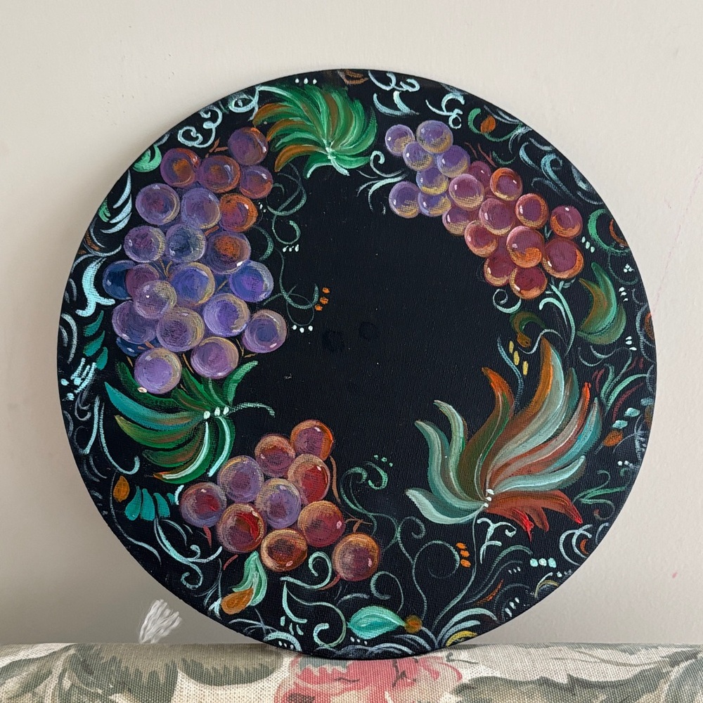 Hand-Painted Decorative Plate with Grapes